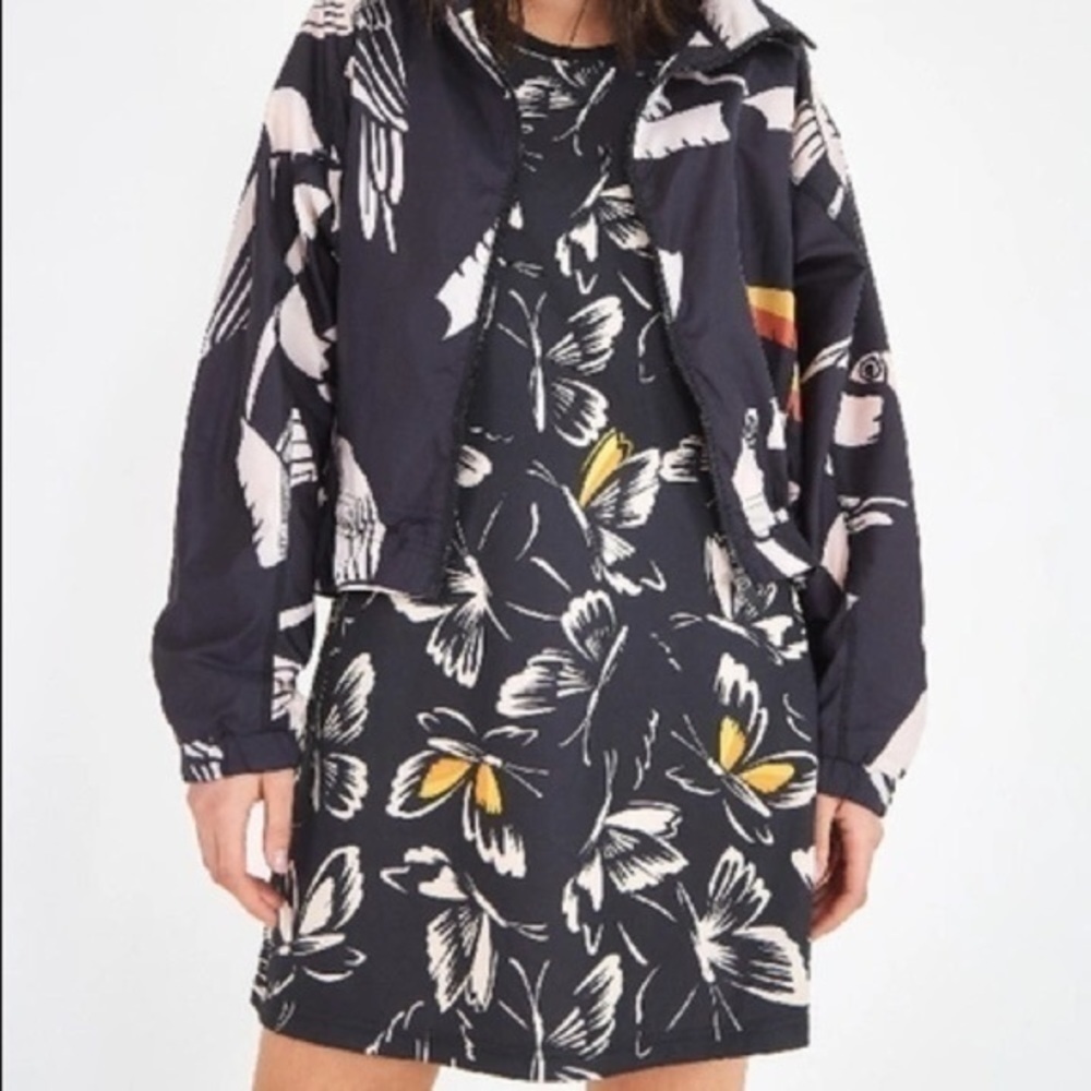 adidas x Farm Rio Black Butterfly Print Dress Size XS Brazilcore Athleisure Boho - Picture 4 of 14